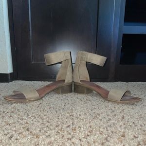 🌵Low Heel Sandals